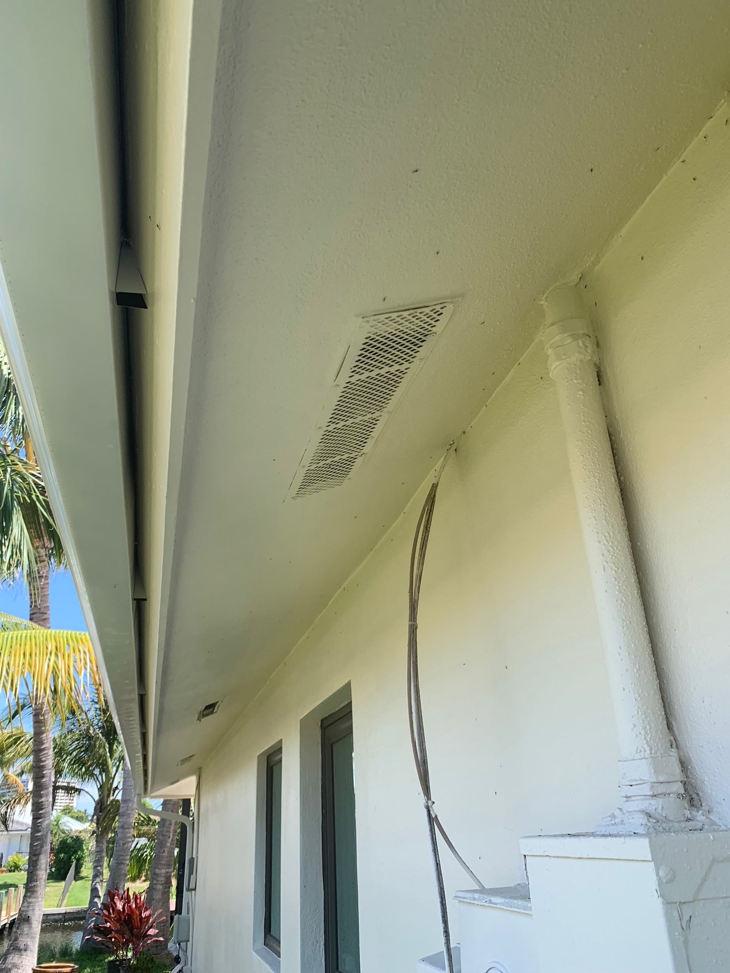 24 inch Soffit Vent, ASA Base Resin with UV Protection, White